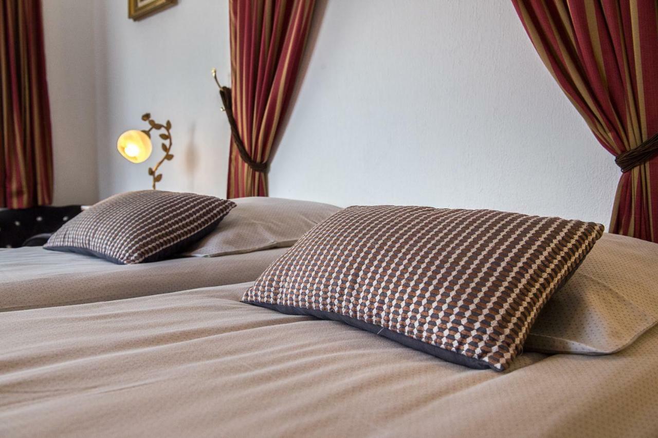 Vernayaz Reves Gourmands, Hotellerie & Gastronomie מראה חיצוני תמונה